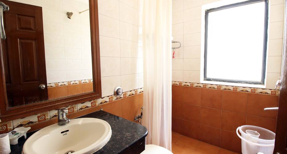 Tg Stays DLF Phase II HY, Gurgaon 5